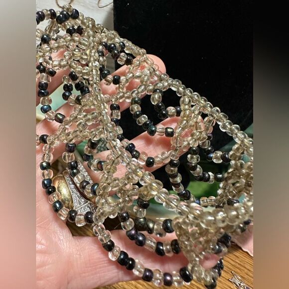 Handcrafted Seed Bead Choker Necklace - Picture 2 of 4